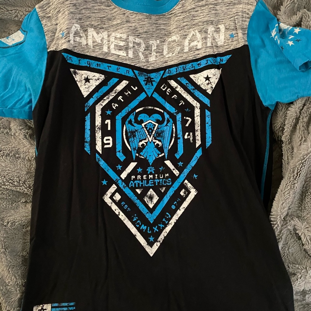 Men’s large American fighter T-shirt